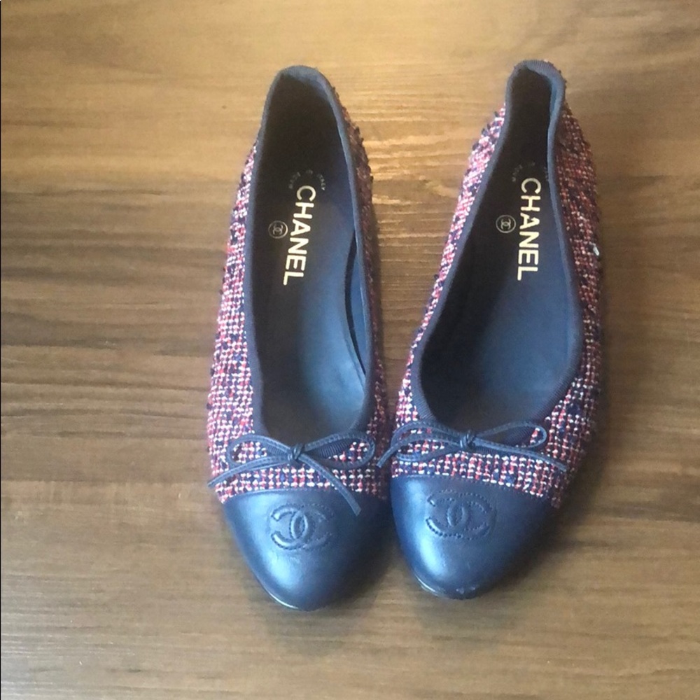 Chanel flats